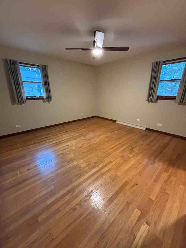 168 S Aldine St - Photo 2 of 10