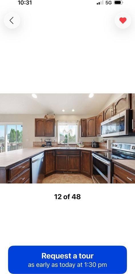 8708 N Warren St - Photo 3 of 8
