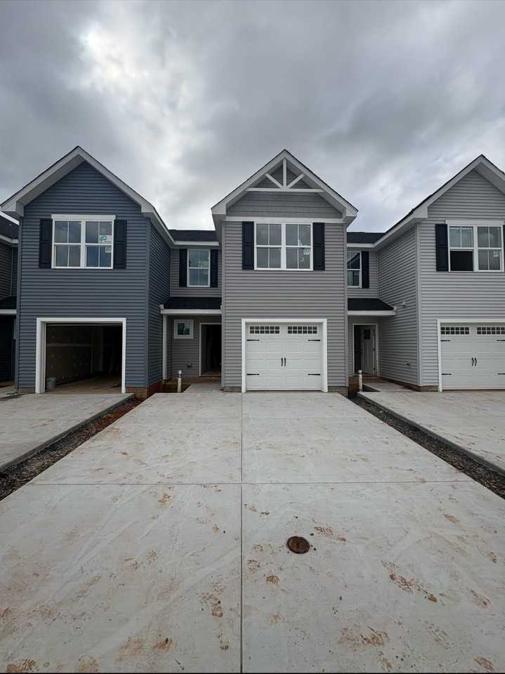 2953 Apricot Dr
