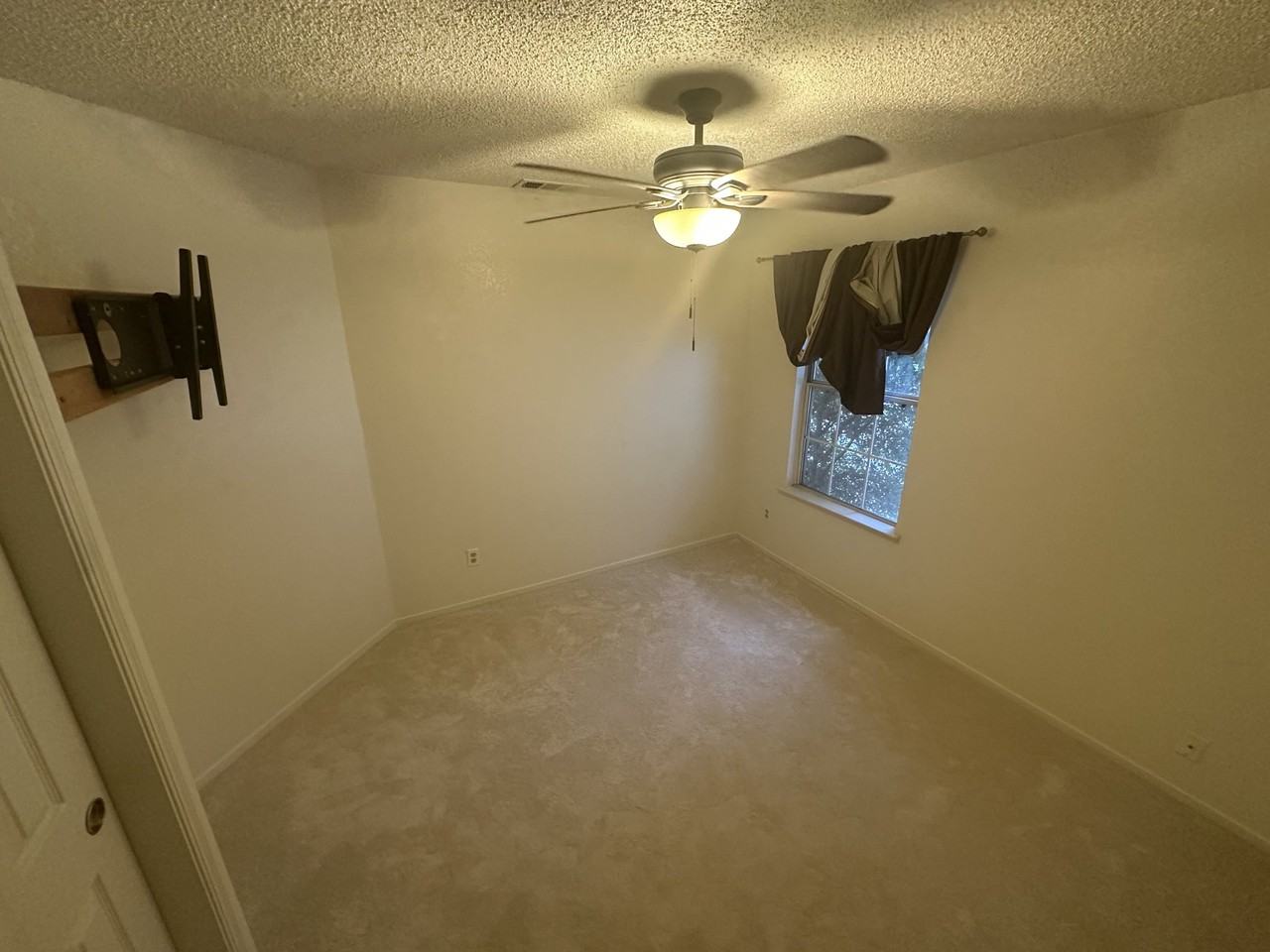 6114 N Prospect Ave - Photo 2 of 11