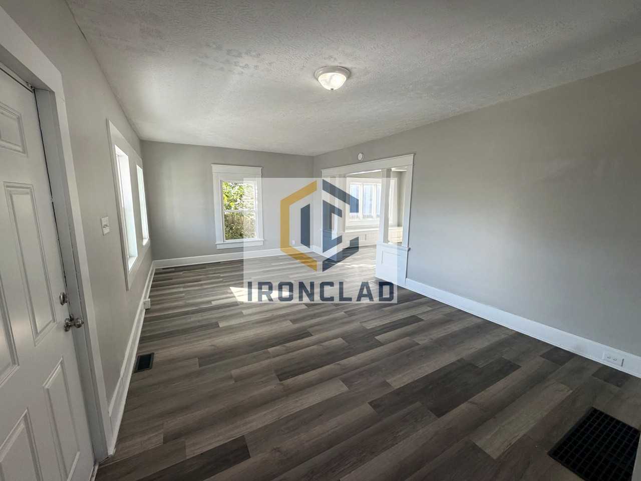 1922 N Olney St - Photo 2 of 14