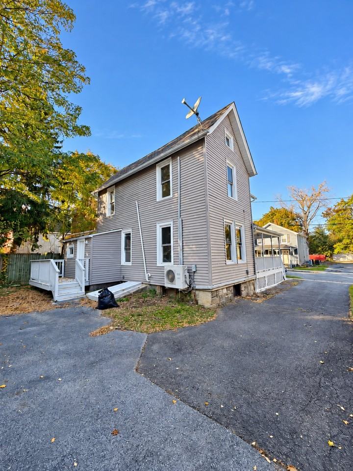 13 William St - Photo 4 of 37