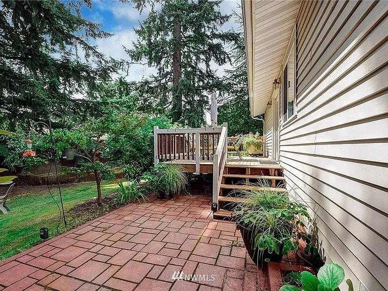 17313 Gravenstein Rd - Photo 4 of 18