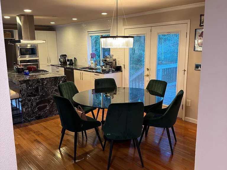 17313 Gravenstein Rd - Photo 6 of 18