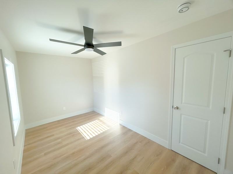 425 Hill St - Photo 5 of 11