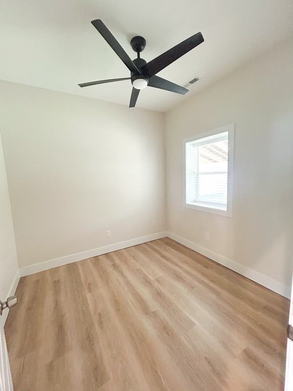 425 Hill St - Photo 6 of 11