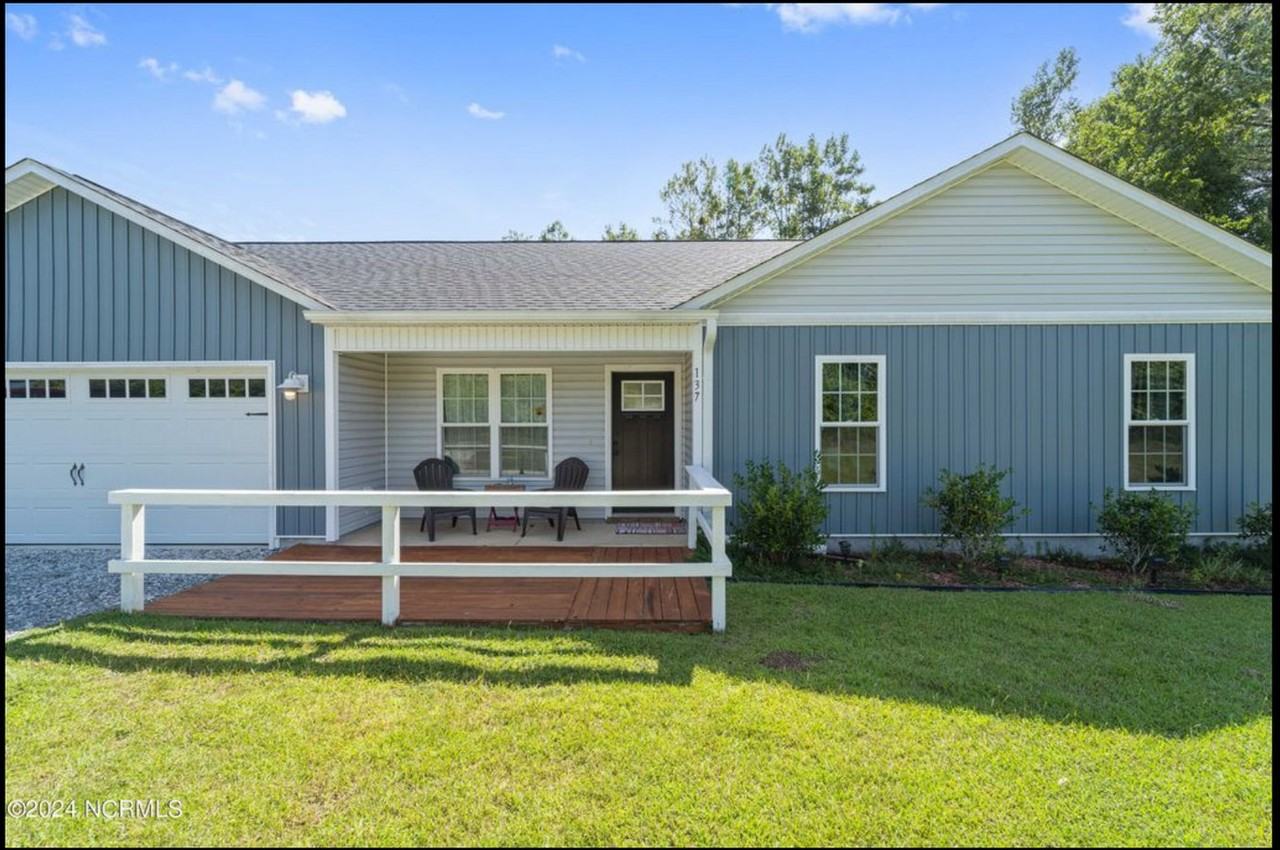 137 Bumps Creek Rd - Photo 2 of 20