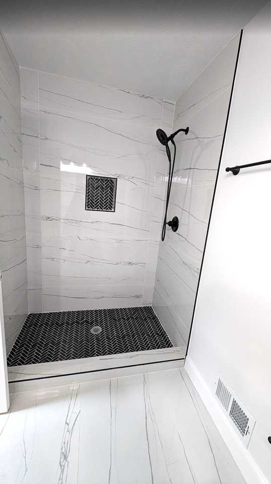 650 Lake Dr Sw #A - Photo 3 of 15