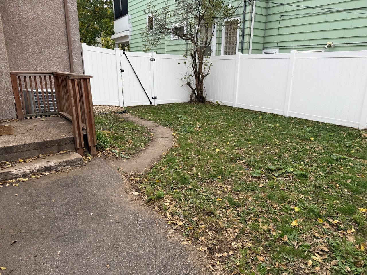 3020 Harriet Ave - Photo 3 of 19