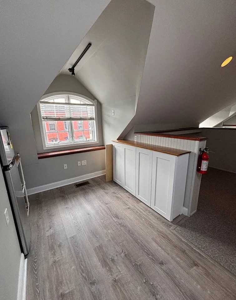 30 W Front St #E4 - Photo 2 of 8