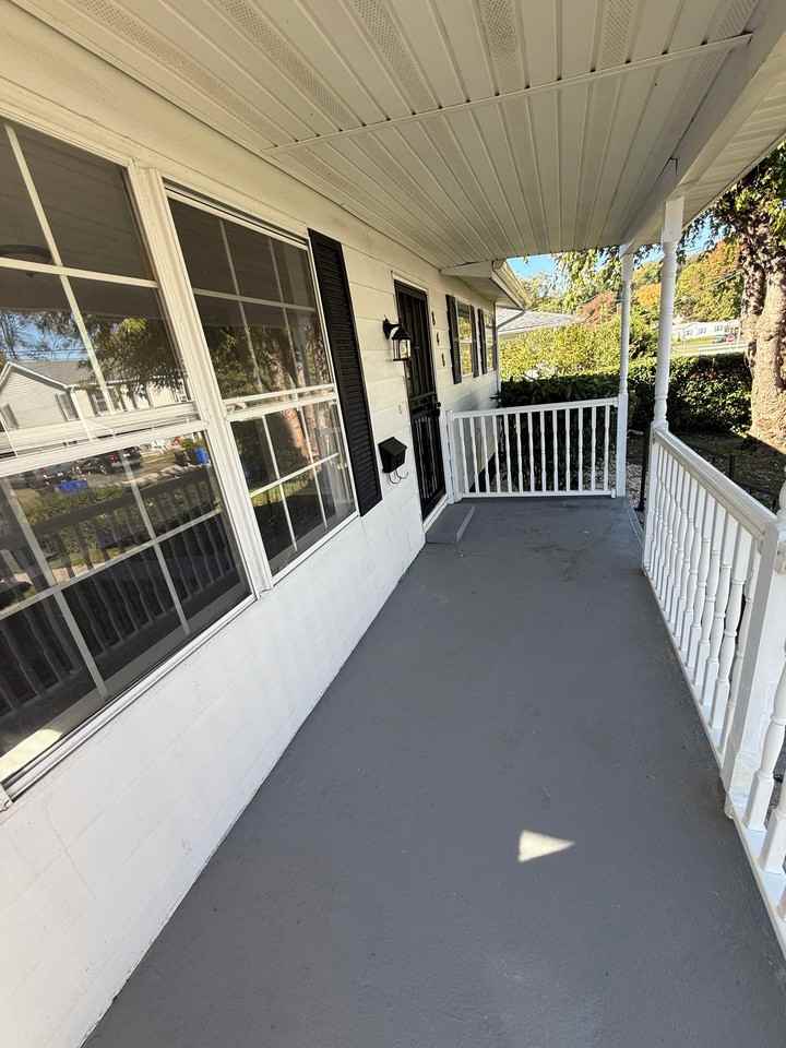 848 Erie St - Photo 3 of 20