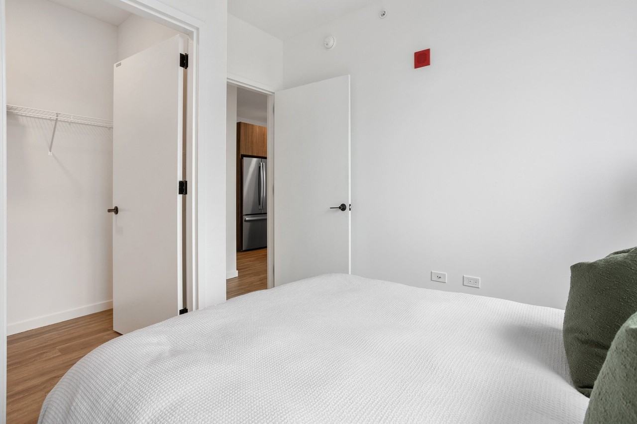 1124 W Randolph St - Photo 5 of 20