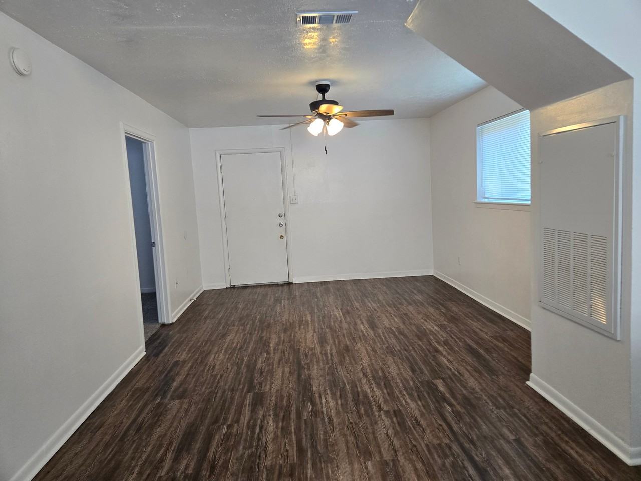 206 Spruce St #A - Photo 3 of 6