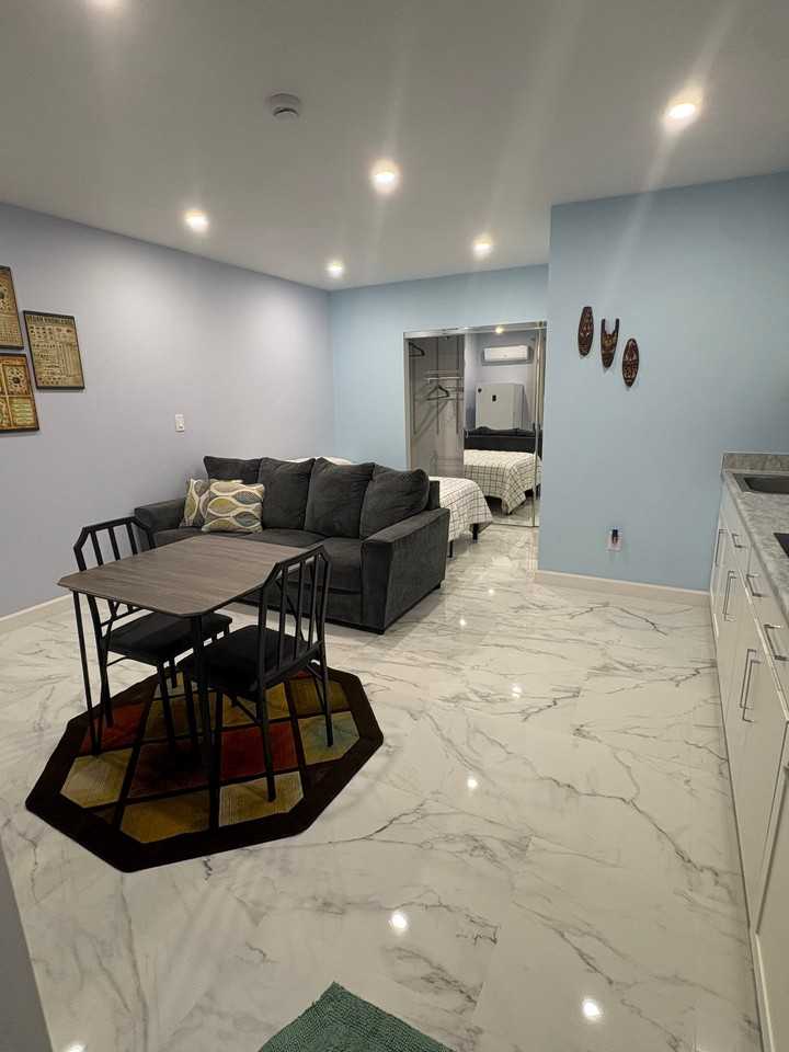 1416 Westchester Dr N #1 - Photo 4 of 4