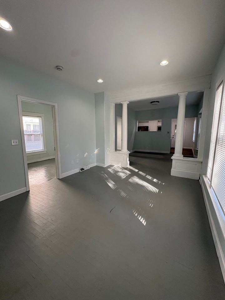 1420 Hamilton Ave Nw #1 - Photo 2 of 10