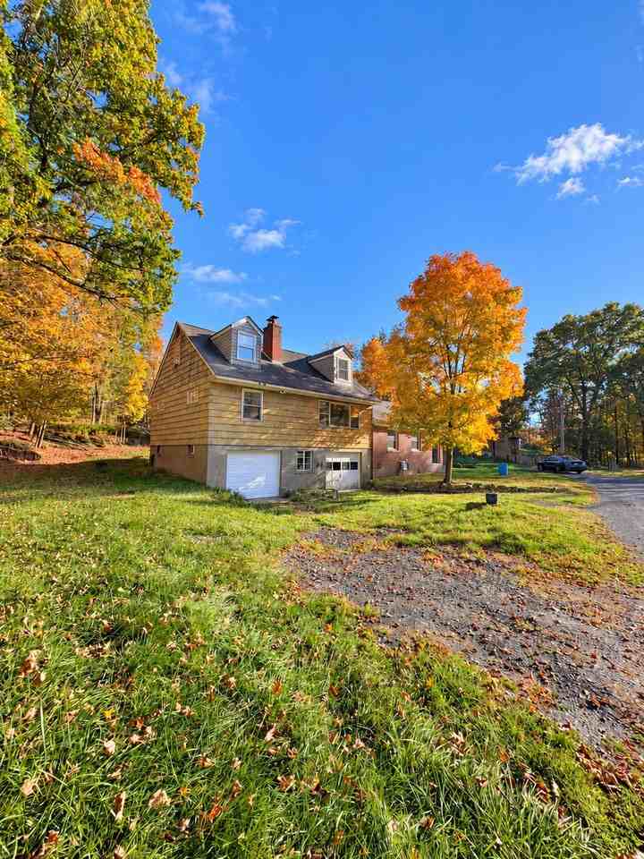 52 Horton Rd - Photo 3 of 29