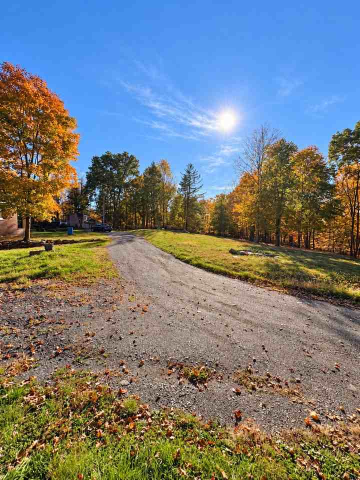 52 Horton Rd - Photo 4 of 29