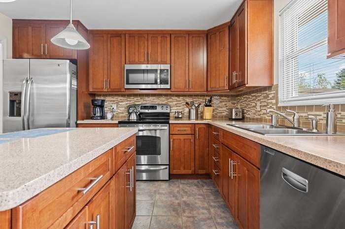 7360 Dover Dr - Photo 7 of 18