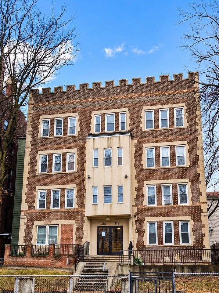 316 Mount Prospect Ave #7 - Photo 5 of 5