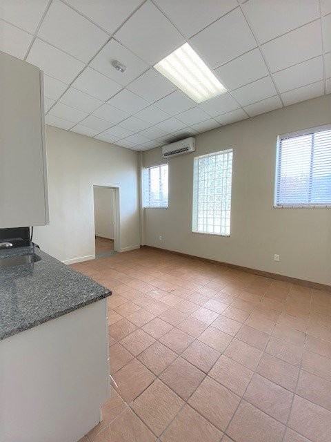 57 W Vine St #1 - Photo 3 of 11