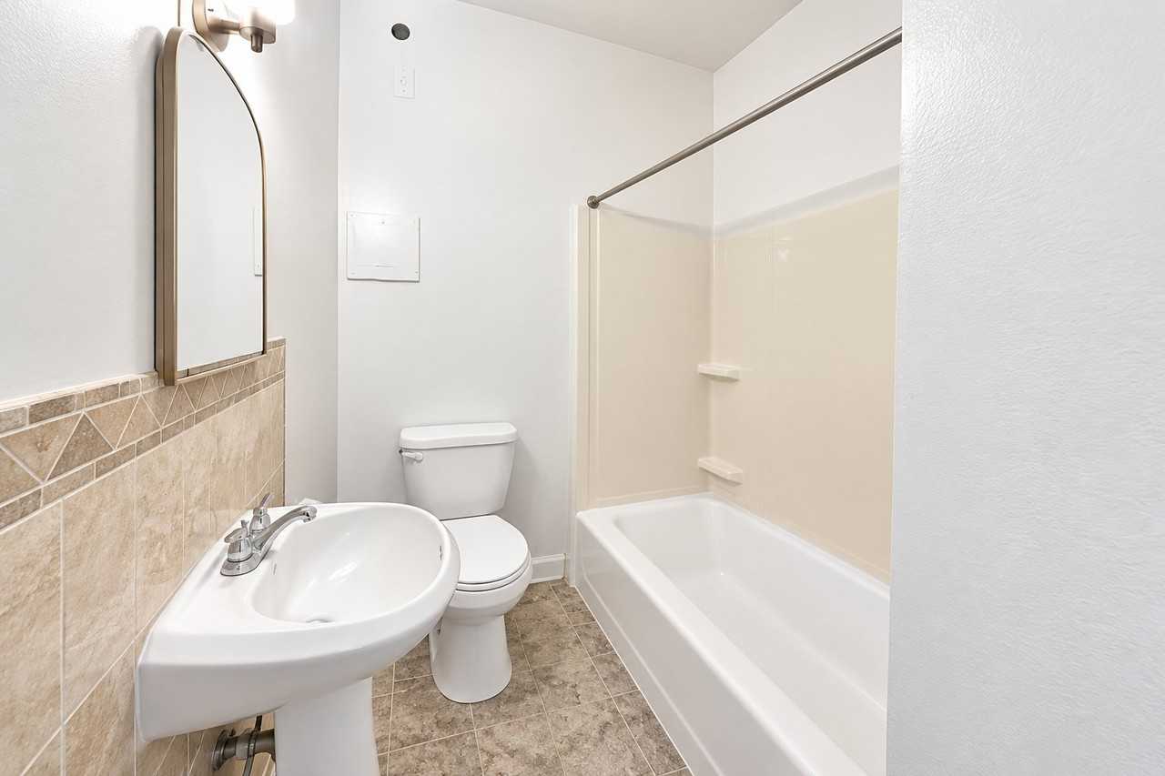 510 W Tabor Rd - Photo 3 of 16