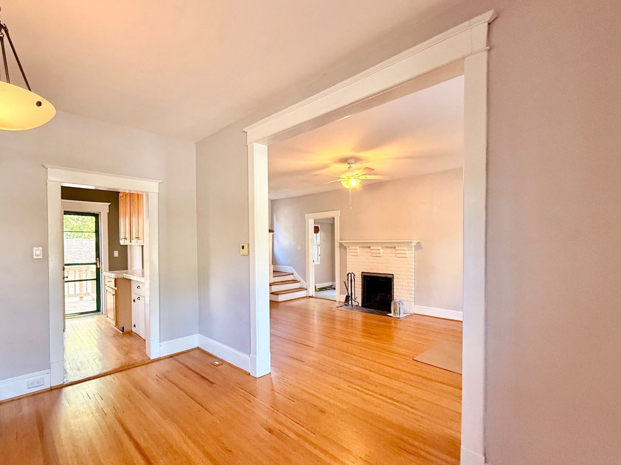 709 N Cleveland St - Photo 2 of 20