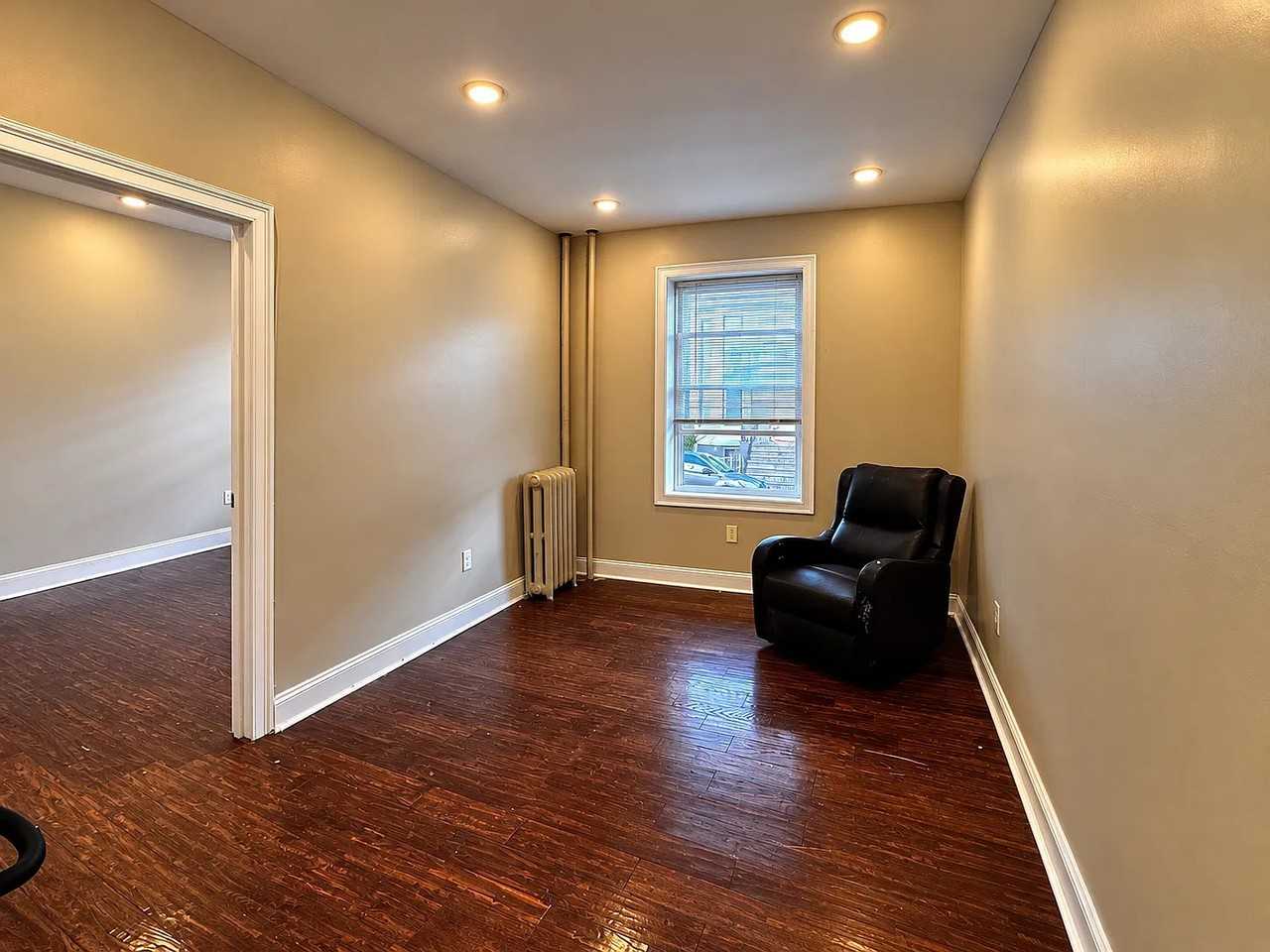 232 Bidwell Ave #1 - Photo 3 of 6