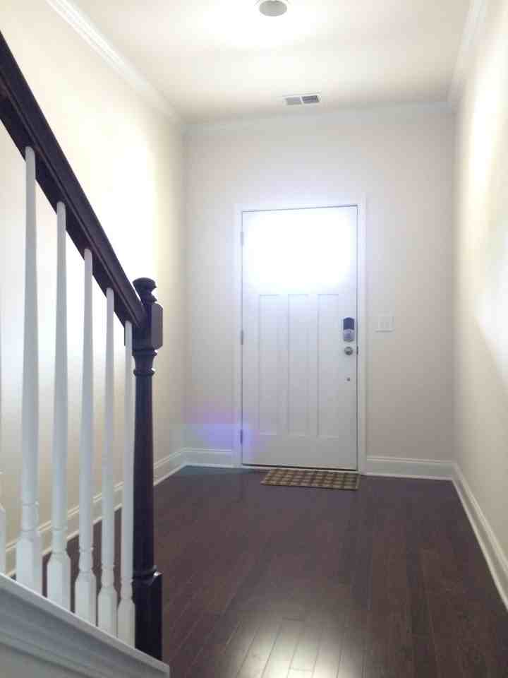 1263 Dingle Rd - Photo 4 of 20