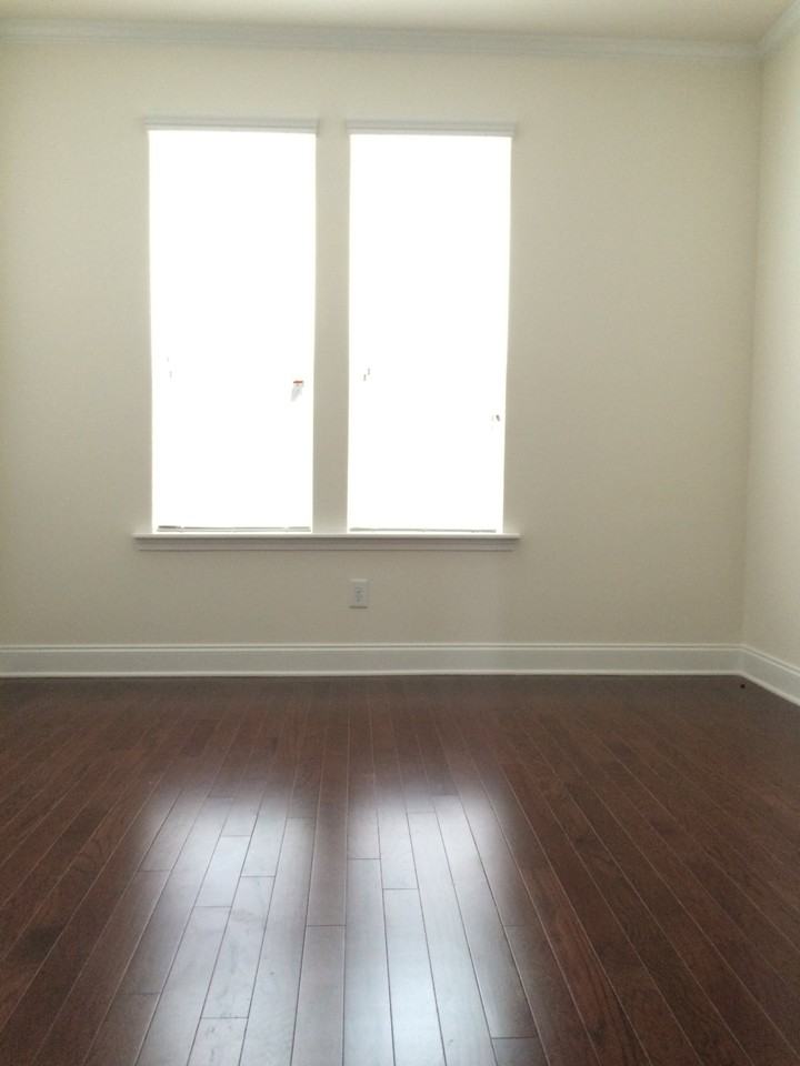 1263 Dingle Rd - Photo 5 of 20