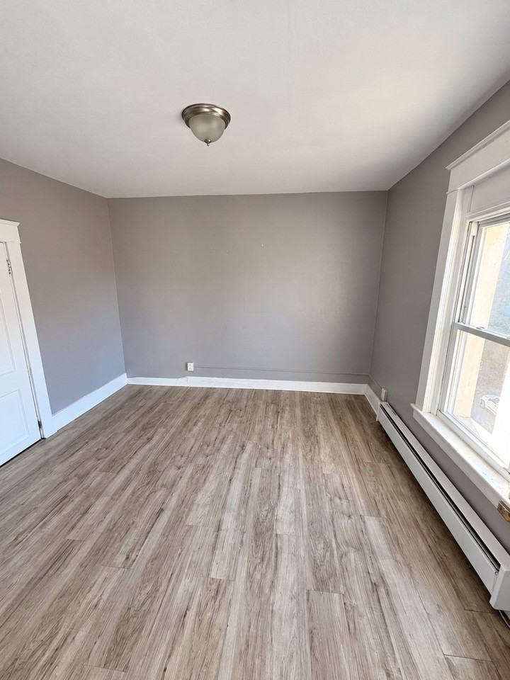 57 S Hamilton St #6 - Photo 4 of 7