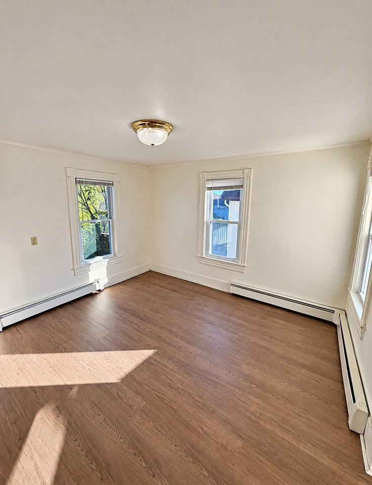 73 First St #3 - Photo 7 of 22