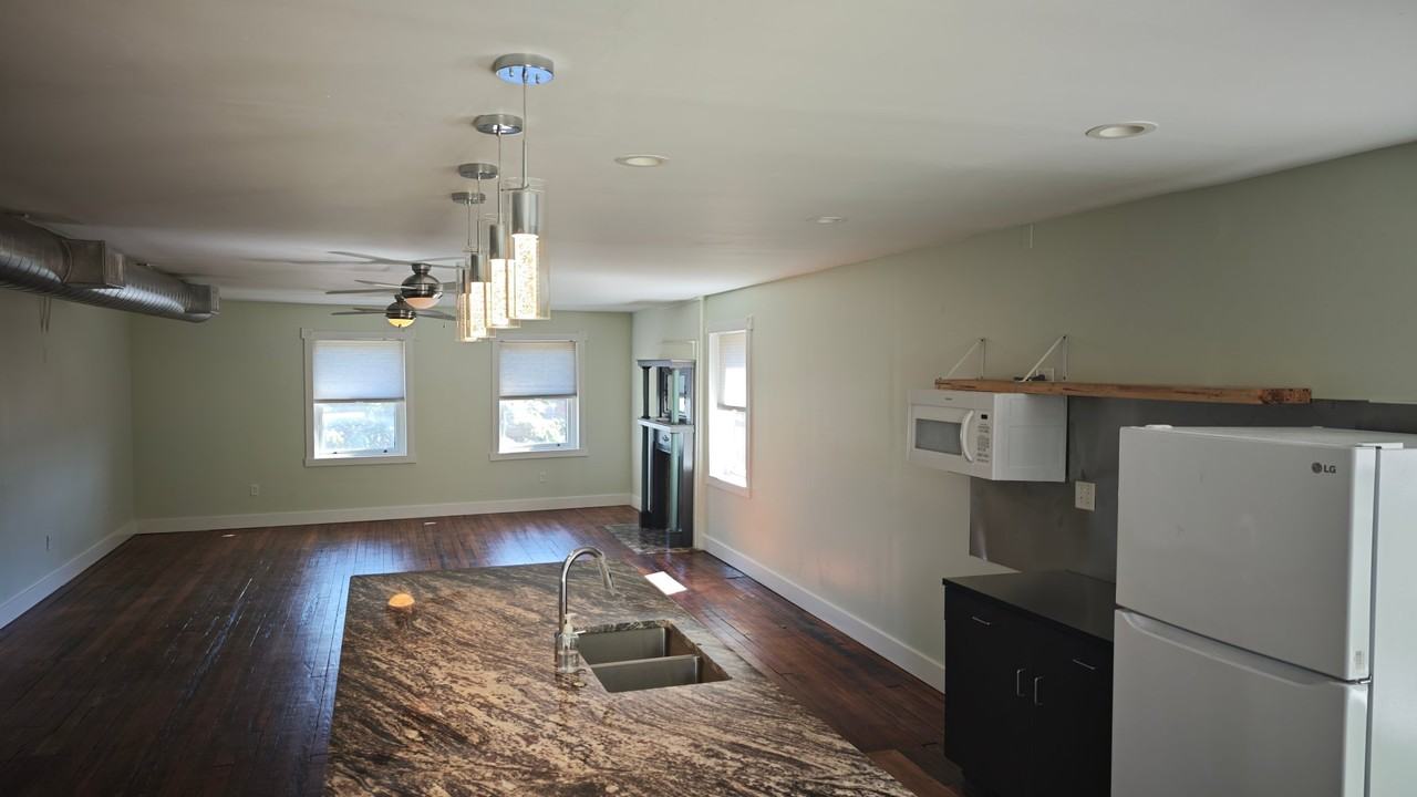 4632 Eastern Ave #9 - Photo 2 of 19