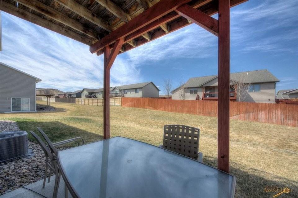 4425 Duckhorn St - Photo 2 of 17