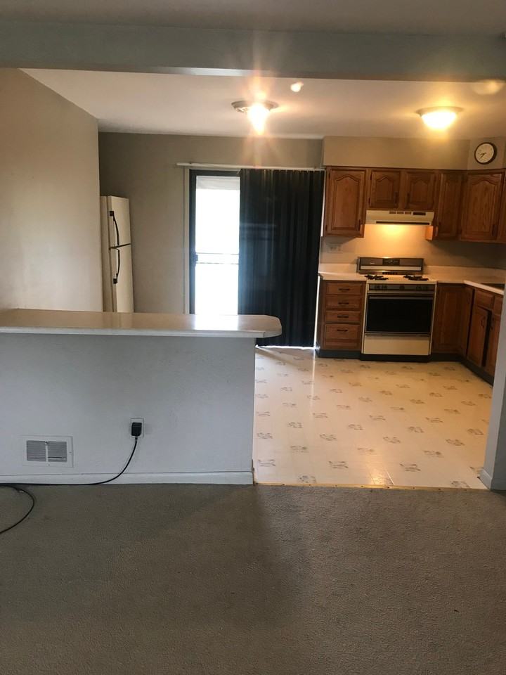 129 Sheldon Ave #129 - Photo 3 of 9