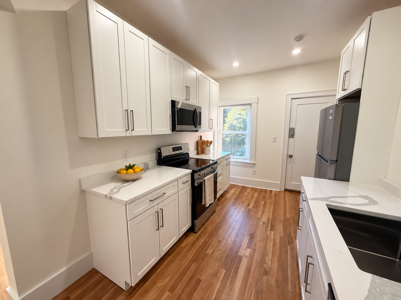 707-715 Centre St - Photo 3 of 19