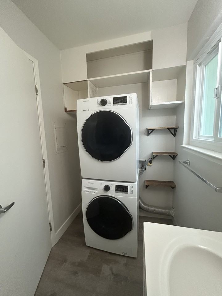 924 - 926 30th Avenue - Photo 5 of 7