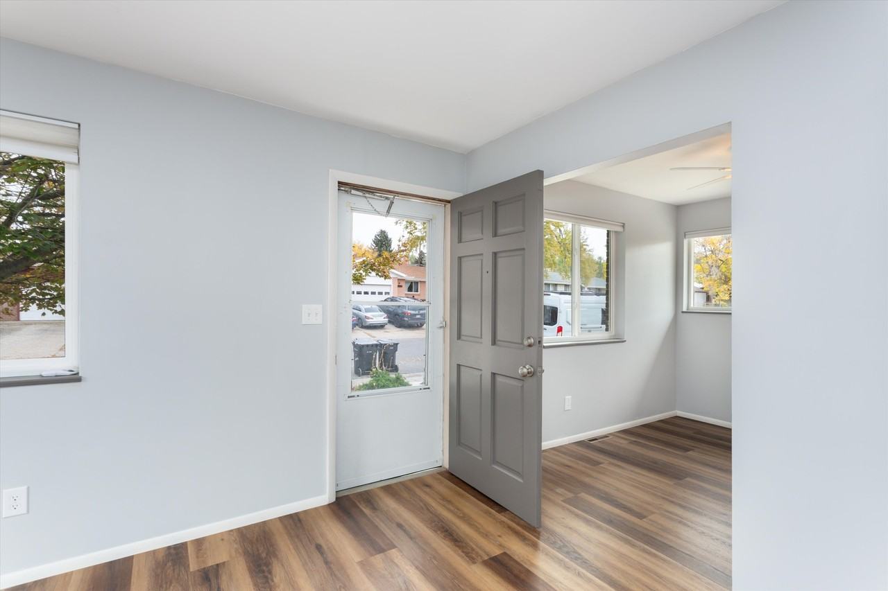 8478 W 62ND PL - Photo 6 of 30