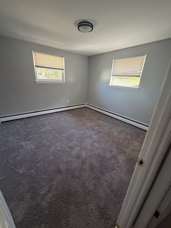 500 Kendall Boulevard - Photo 7 of 12