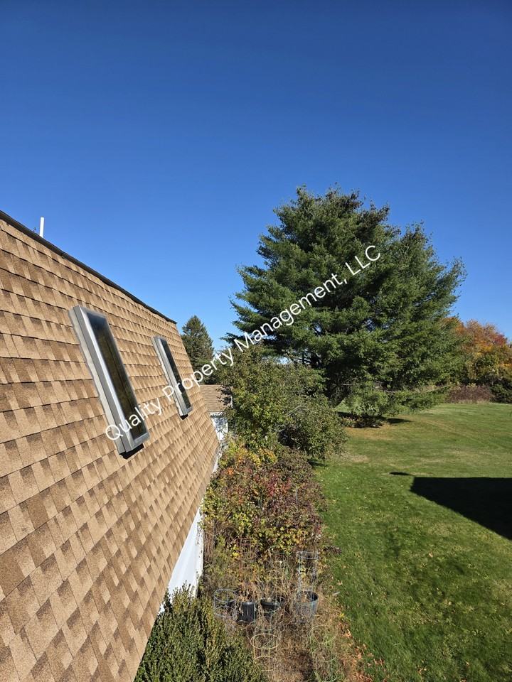 1541 Ohio Street - Photo 3 of 8