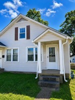 featured image of 223 E Woodrow St