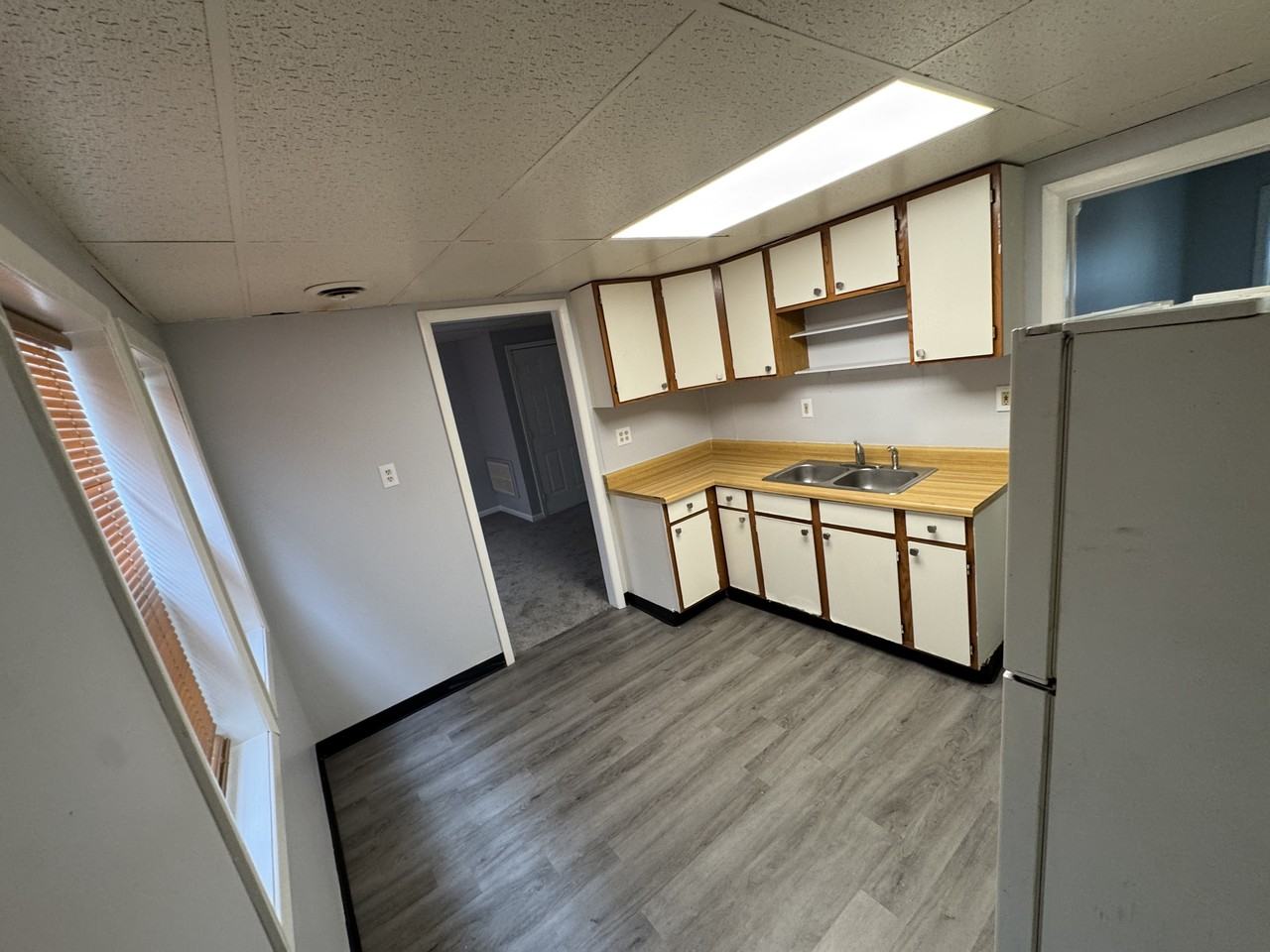1305 Seneca Street - Photo 2 of 9