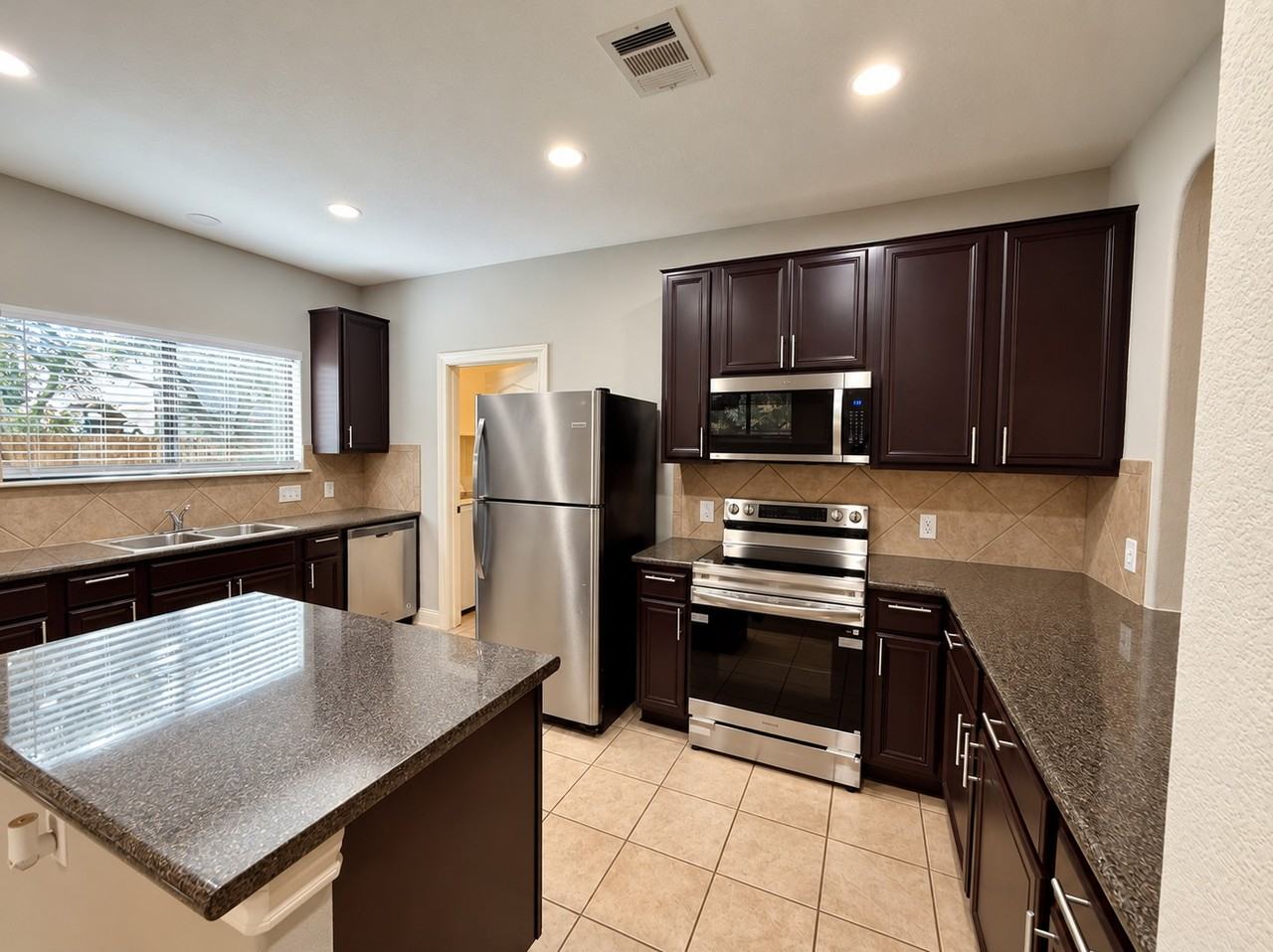 513 Tyree Rd #1 - Photo 5 of 26