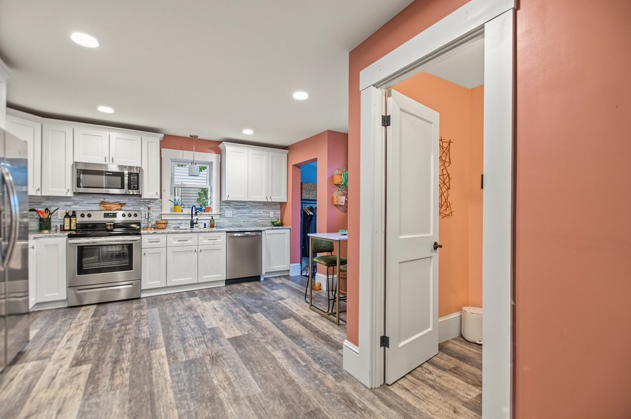 123 Riley Ave #1 - Photo 7 of 22