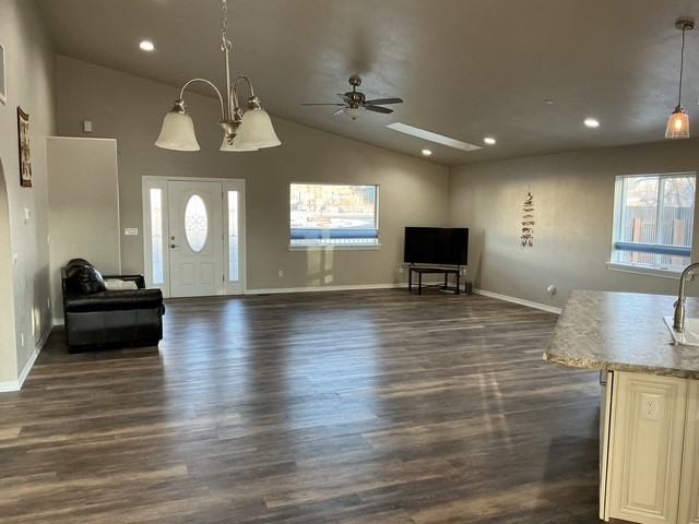 357 6410 Ct #1 - Photo 4 of 6