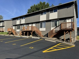 featured image of 1671 Wyeth St #2