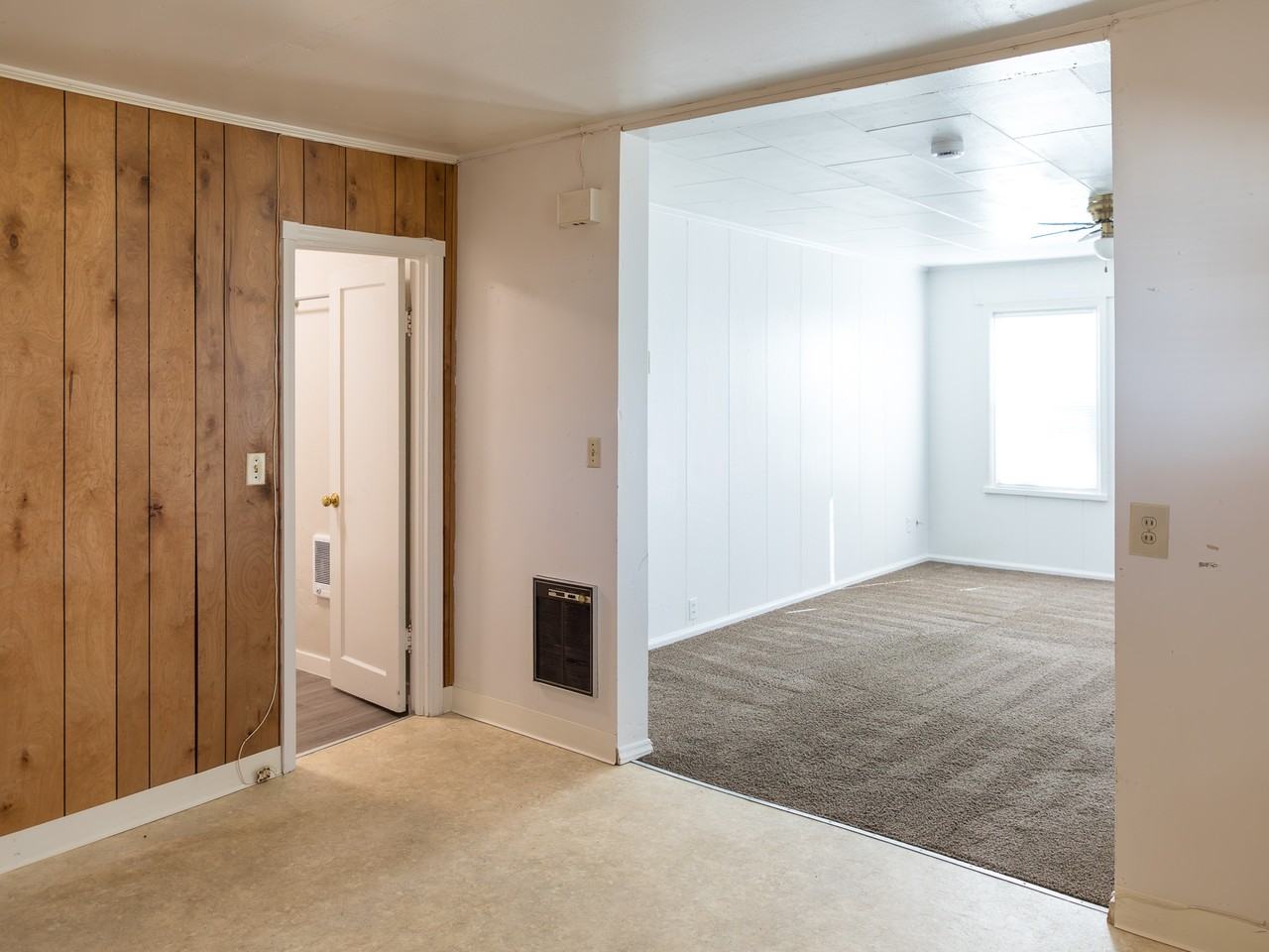 1049 Sw 9th Ave #1 - Photo 6 of 14