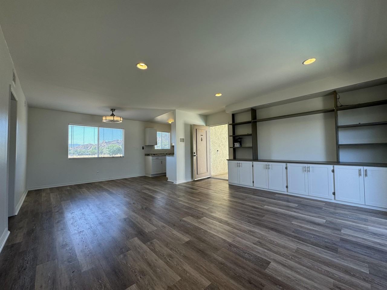 31732 Ridge Route Rd #1 - Photo 4 of 12