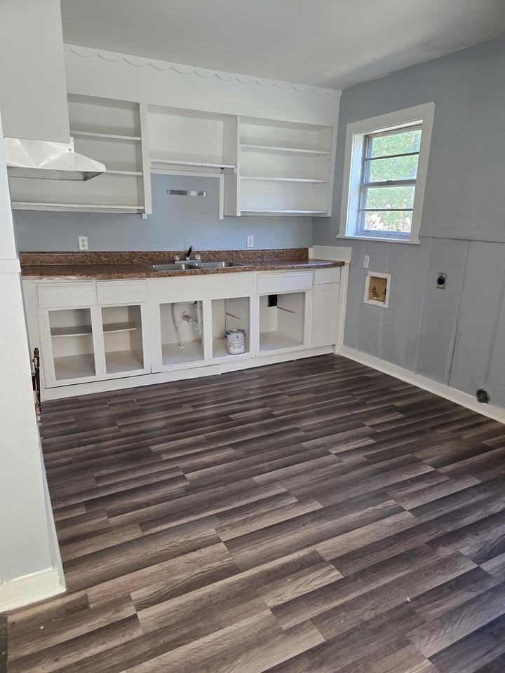 316 S Park Ave #1 - Photo 5 of 15