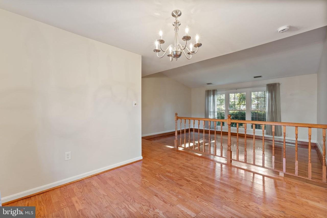 6918 Lodestone Ct #1 - Photo 5 of 27