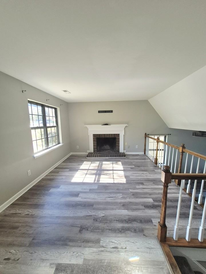 2356 Whitney Ct #1 - Photo 7 of 32